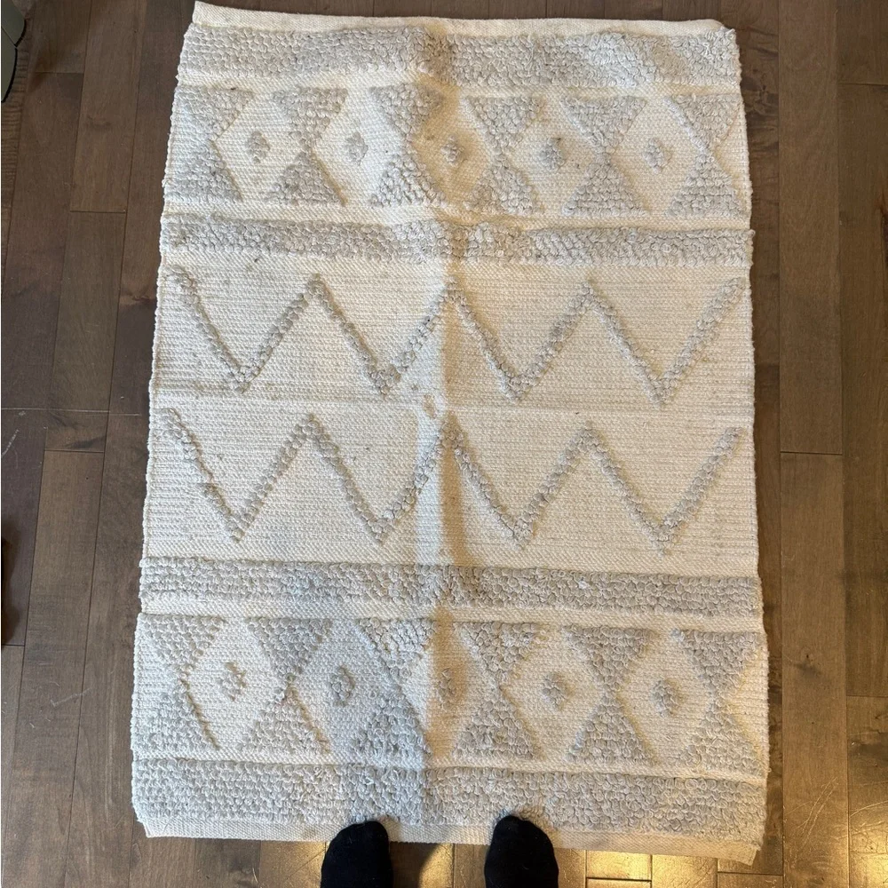 Geometric Patterned Cream and Gray R u g
